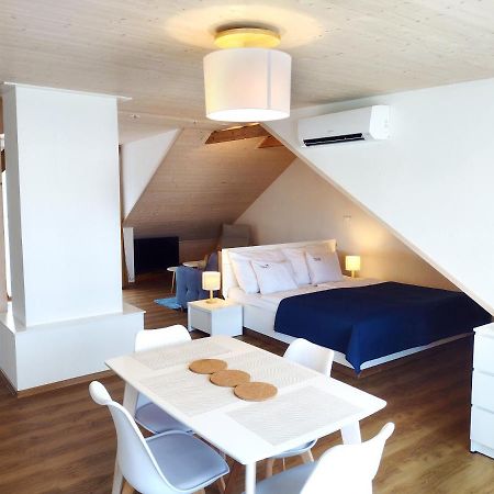 Apartman Kollarovi تشيسكي بوديوفيتسه المظهر الخارجي الصورة
